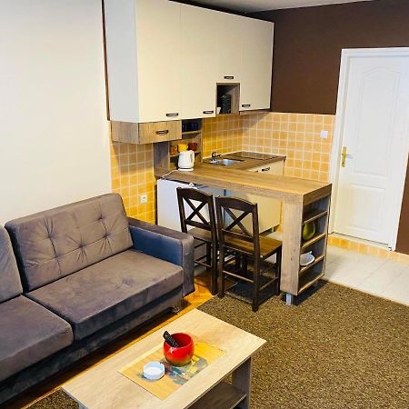 Sofi Apartment Ni Exterior foto